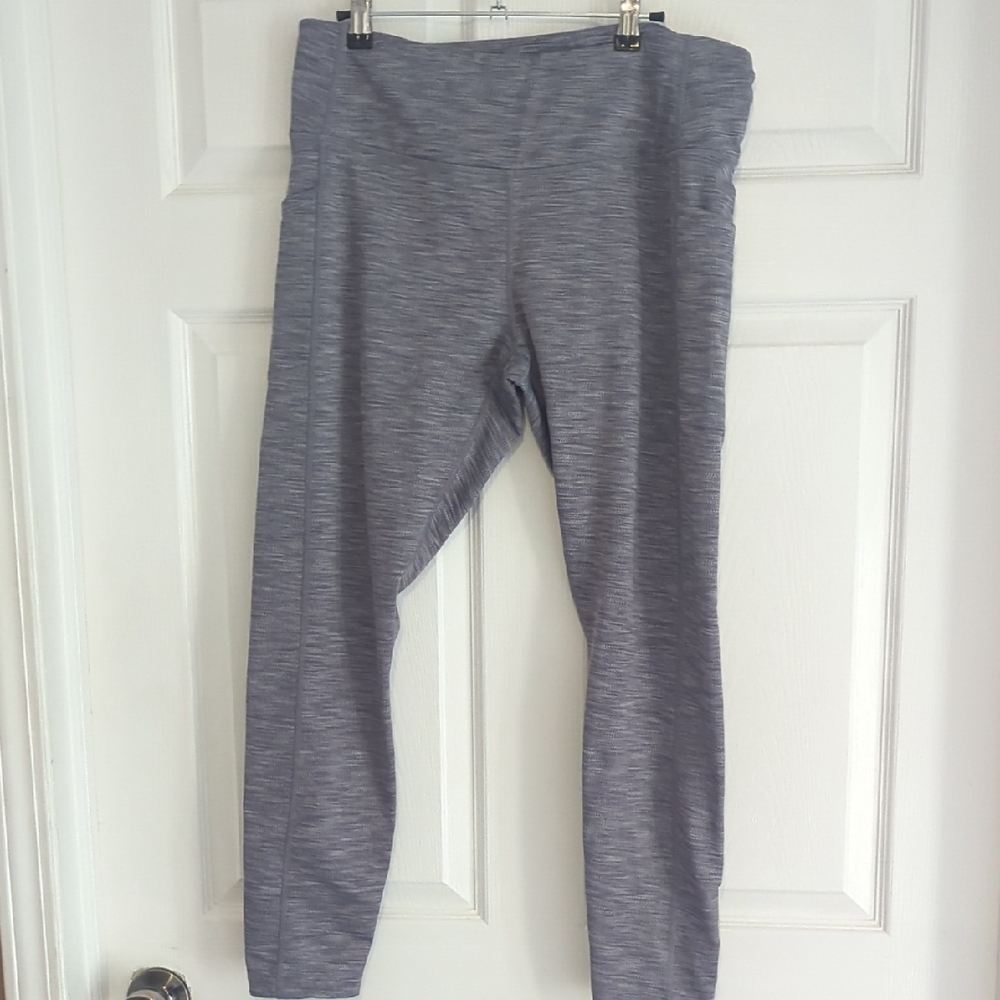 Mondetta Performance Leggings